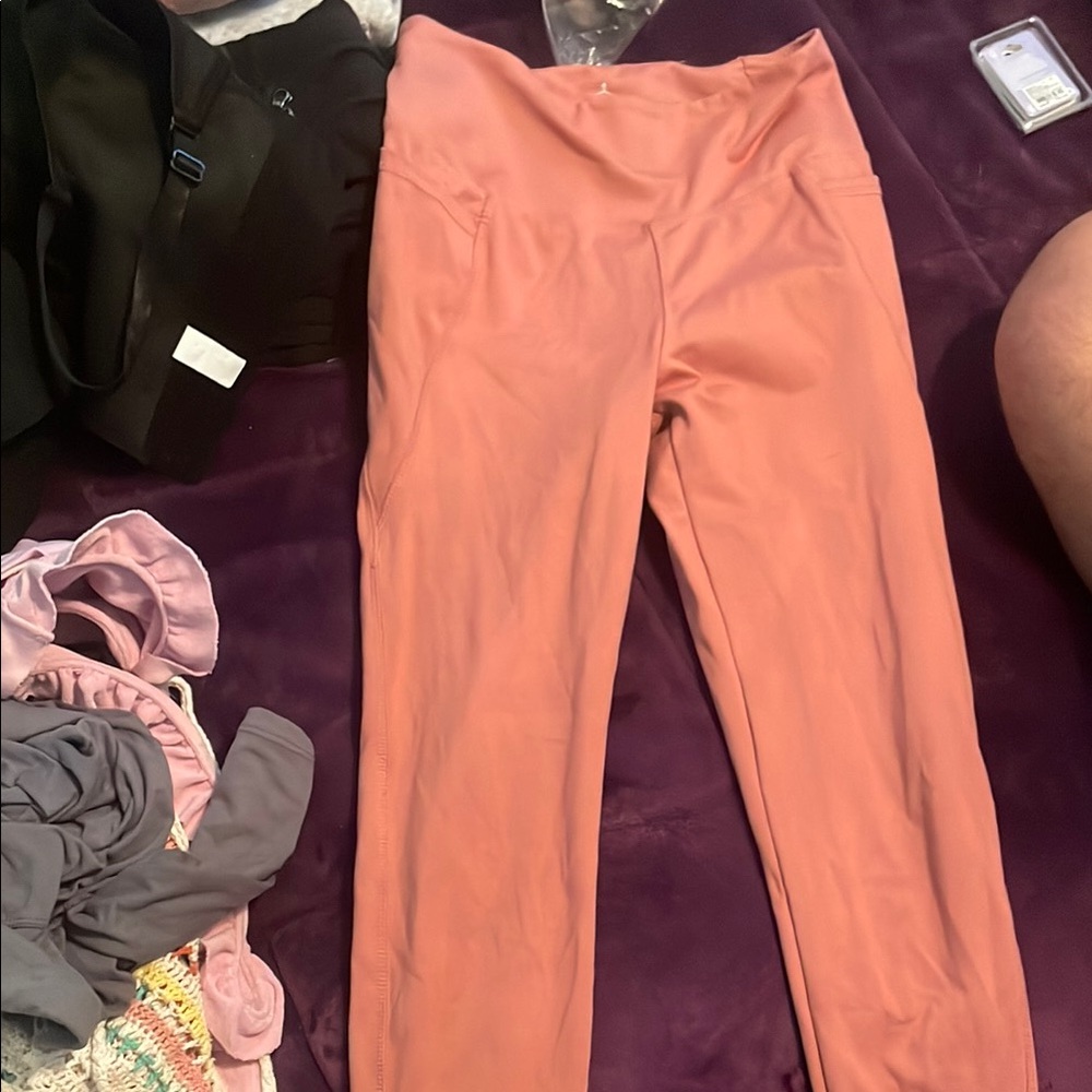 Danskin Coral Activewear Leggings